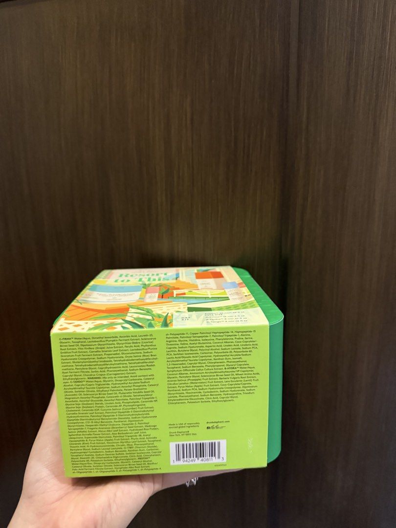 DRUNK ELEPHANT RESORT TO THIS KIT (Category: Body Care) located in Mandaluyong City. Submitted by declutteringmylife101 (Listing ID 1467936979, Image 3). Description: - Authentic and high-quality item -BRAND NEW, UNOPENED -SRP: 6,200 -MY PRICE: 5,000 - Durable materials built to last - Perfect for daily use or gifting - Fast shipping available nationwide.
