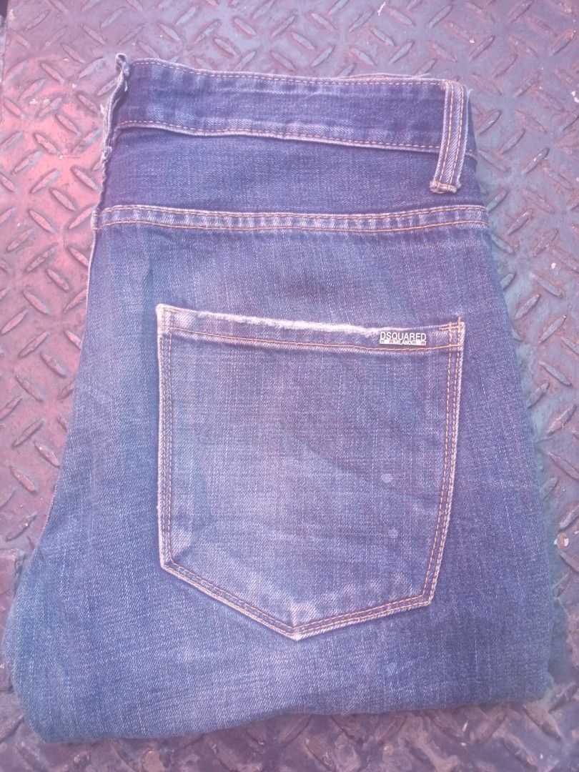 DSQUARED2 Pants (Category: Jeans) located in Bulacan. Submitted by jeromealejo (Listing ID 1467932197, Image 2). Description: 3kyaw or best offer Distress Condition ALL GOODS . 10/10 CR SIZE 33/39.5 LegOpening 10.5 Hem 7 Thight 9.