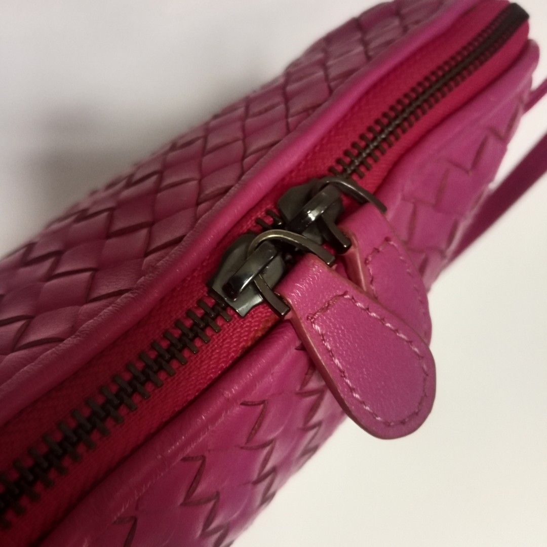 Echozerang Bot Tega (Category: Cross-body Bags) located in Manila. Submitted by mamapards17 (Listing ID 1467895342, Image 3). Description: .