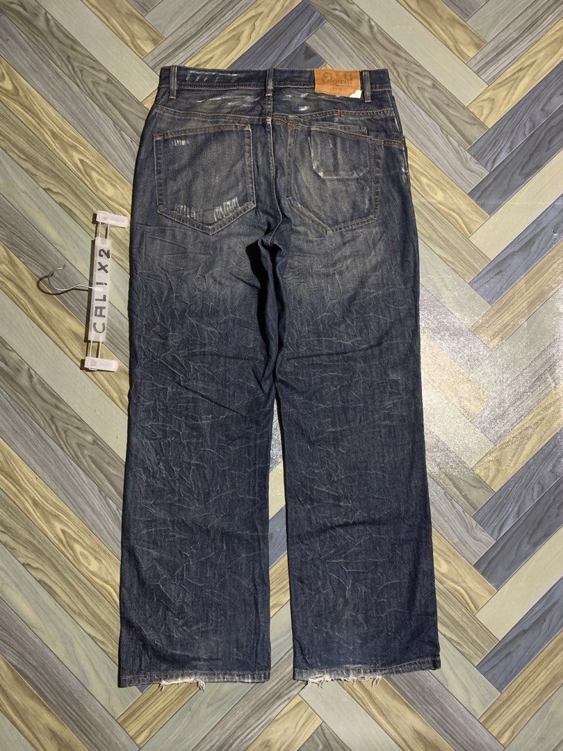 ECKO UNLTD. BAGGY-FIT PANTS (Category: Jeans) located in Kapalong. Submitted by ac_thrift (Listing ID 1467971164, Image 3). Description: ECKO UNLTD. BAGGY-FIT PANTS Size: 34 Waist: 34 Length: 42.5 Hem: 10 Condition: Excellent MoP: Gcash Location: Mindanao, Davao del Norte, Kapalong, 8113.