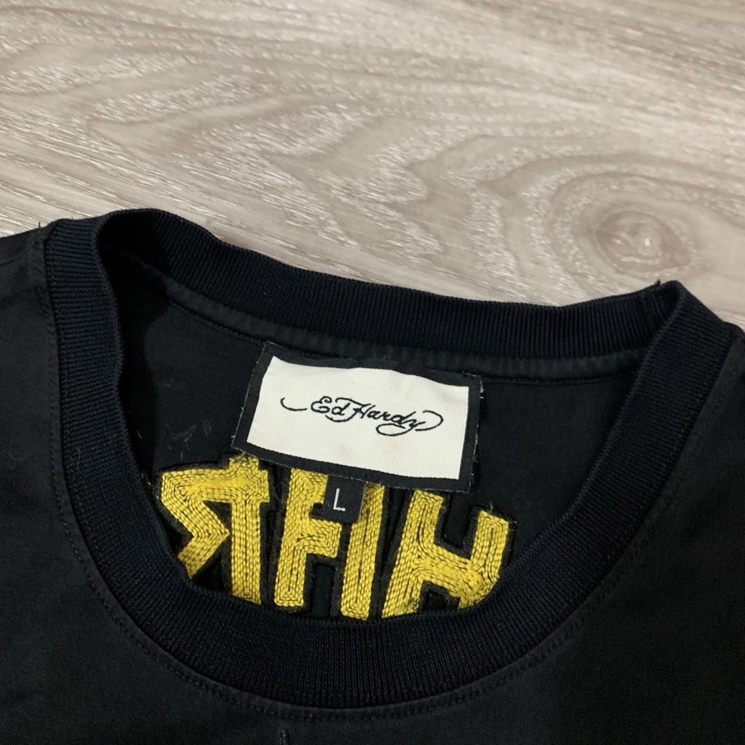 Ed hardy (Category: Tshirts & Polo Shirts ) located in Cavite. Submitted by yobubsss (Listing ID 1468042446, Image 3). Description: Size large 22w 29L Good condition No issue.