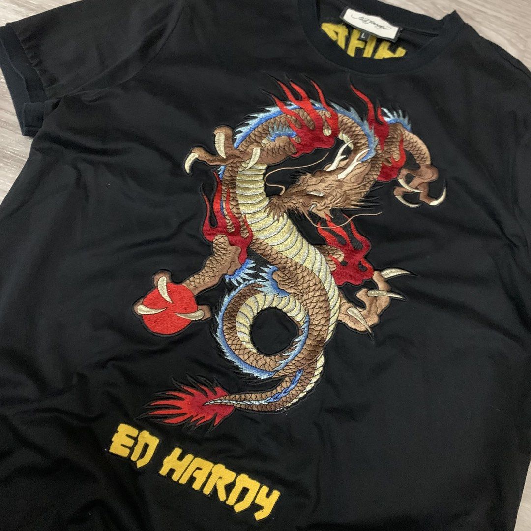 Ed hardy (Category: Tshirts & Polo Shirts ) located in Cavite. Submitted by yobubsss (Listing ID 1468042446, Image 2). Description: Size large 22w 29L Good condition No issue.