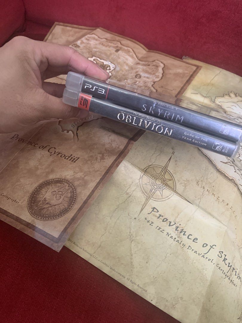 Elder Scrolls IV Oblivion and V Skyrim PS3 Games with Map (Category: PlayStation) located in Makati City. Submitted by emenem.m (Listing ID 1467871909, Image 1). Description: - Platform: PlayStation 3 (PS3) - Games included: The Elder Scrolls V: Skyrim & Oblivion Game of the Year Edition - Condition: Clean cases - Extras: Original game maps included - Highlights: Hundreds of hours of immersive RPG gameplay.