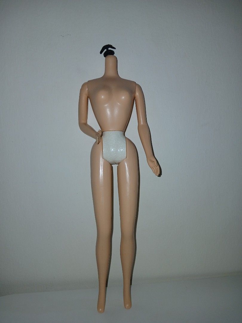 Elizabeth Taylor body donor (Category: Kids Toys) located in Subic. Submitted by frncnjntmr22 (Listing ID 1468053307, Image 1). Description: father of the bride body.