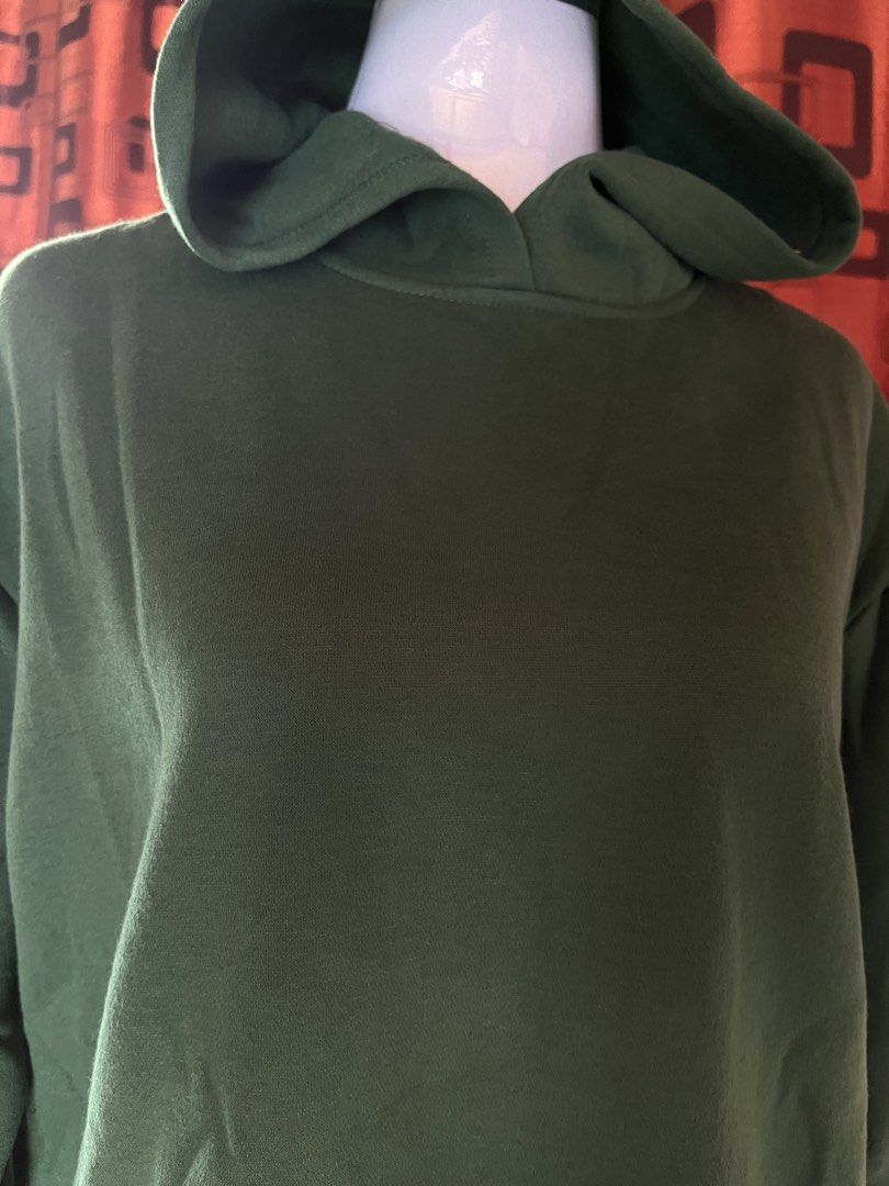 emeraldgreen hoodie - shein dazy (Category: Coats, Jackets and Outerwear) located in Manila. Submitted by myapparelshop (Listing ID 1467910281, Image 2). Description: up to xl.