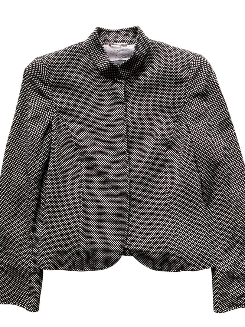 Emporio Armani - Collarless Blazer Jacket (Category: Coats, Jackets and Outerwear) located in Puerto Princesa. Submitted by rrugsgallery (Listing ID 1467916031, Image 3). Description: Emporio Armani - Collarless Blazer Jacket Tagged Size: Medium Dimensions Length: 23 Width: 18 Condition: Excellent Color rate: 9.3 Flaws: Gently Used.