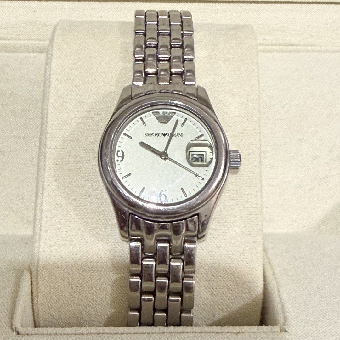 Emporio Armani Watch (Category: Women's Watches) located in Cainta. Submitted by missbelle.ph (Listing ID 1467994119, Image 1). Description: Emporio Armani Watch This is a very cute watch! 😍 No battery No box Cannot find the extra links Saktong sakto sa wrist sized 16cm.