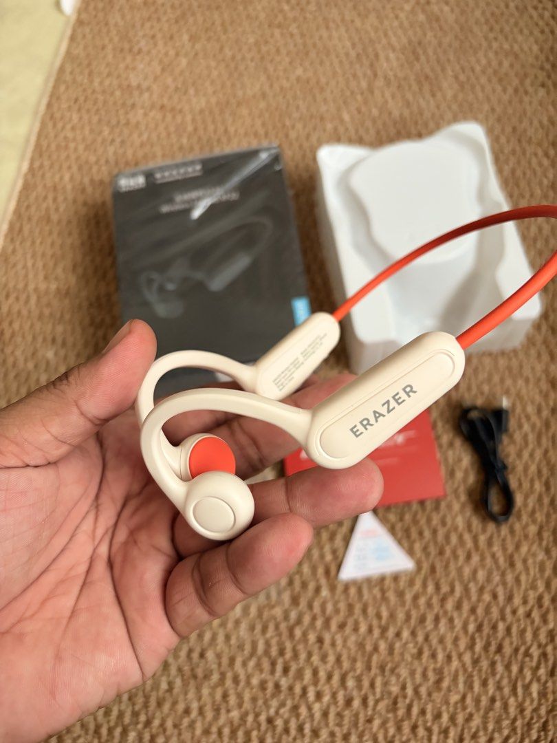 Erazer XF22 Wireless Earbud Open-Ear (Category: Earphones) located in Antipolo. Submitted by daddywill (Listing ID 1467849025, Image 2). Description: Original Lenovo Erazer XF22 Wireless Earbuds Bone Conductor🎧💯 Maganda tunog Quality bassy. Brandnew! Complete! No issue! Antipolo location Pwede ship/meet up sa malapit Rfs: Impulsive buy .