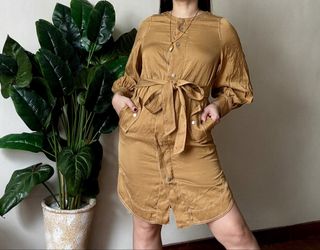 (Category: ) located in . Submitted by roxieeeeeee (Listing ID 1468034751, Image 1). Description: .