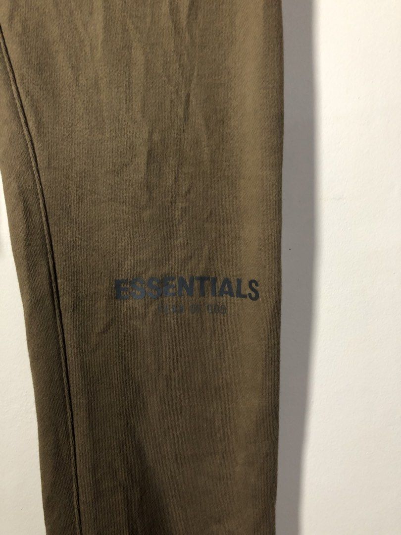 Essentials (Category: Joggers) located in Plaridel. Submitted by eco_chic_finds (Listing ID 1467858784, Image 3). Description: Essentials jogger sweatpants Size: XS Waistline: 28-34 stretchable Length: 43 inches Thigh: 11 inches Excellent-Like new condition 9.7/10 Colorrate No issue/ No crack prints Already washed .