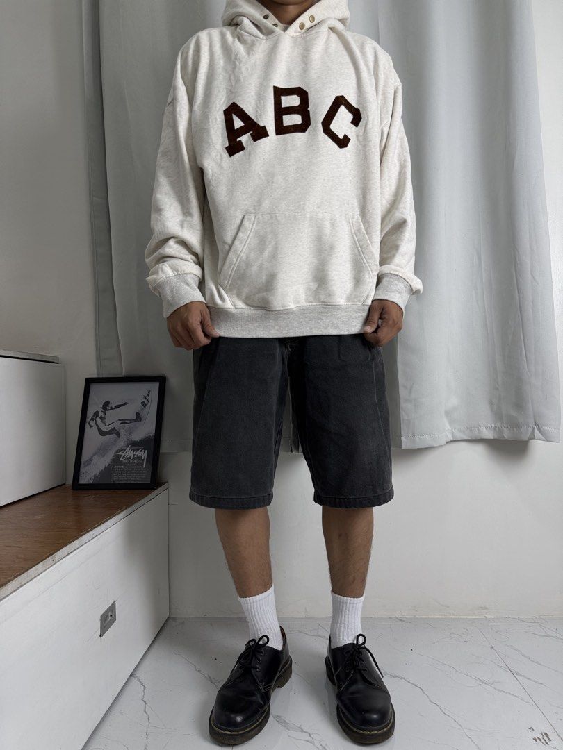 Essentials abc (Category: Coats, Jackets and Outerwear) located in Pila. Submitted by villanueva80826 (Listing ID 1467979284, Image 2). Description: Essentials abc Size:xxl •Width:26 •Length:27 •Condition:9/10 •Color rate:9/10 Mine:680 +Shipping fee Issue:looks bleach gamusa print or natural color way Still in good condition Still wearable .