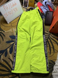 (Category: ) located in . Submitted by one9ninethrift (Listing ID 1467846209, Image 1). Description: .
