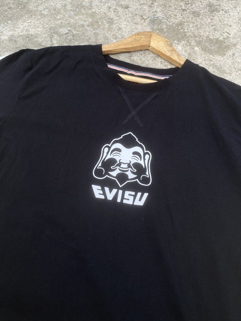 Evisu Daicock Shirt (Category: Activewear) located in Tacloban City. Submitted by rafakkfinds (Listing ID 1468055063, Image 2). Description: Evisu Daicock Shirt Size XL on Tag 22W 27L Excellent Condition with minor Flaw but Unnoticeable 750 .