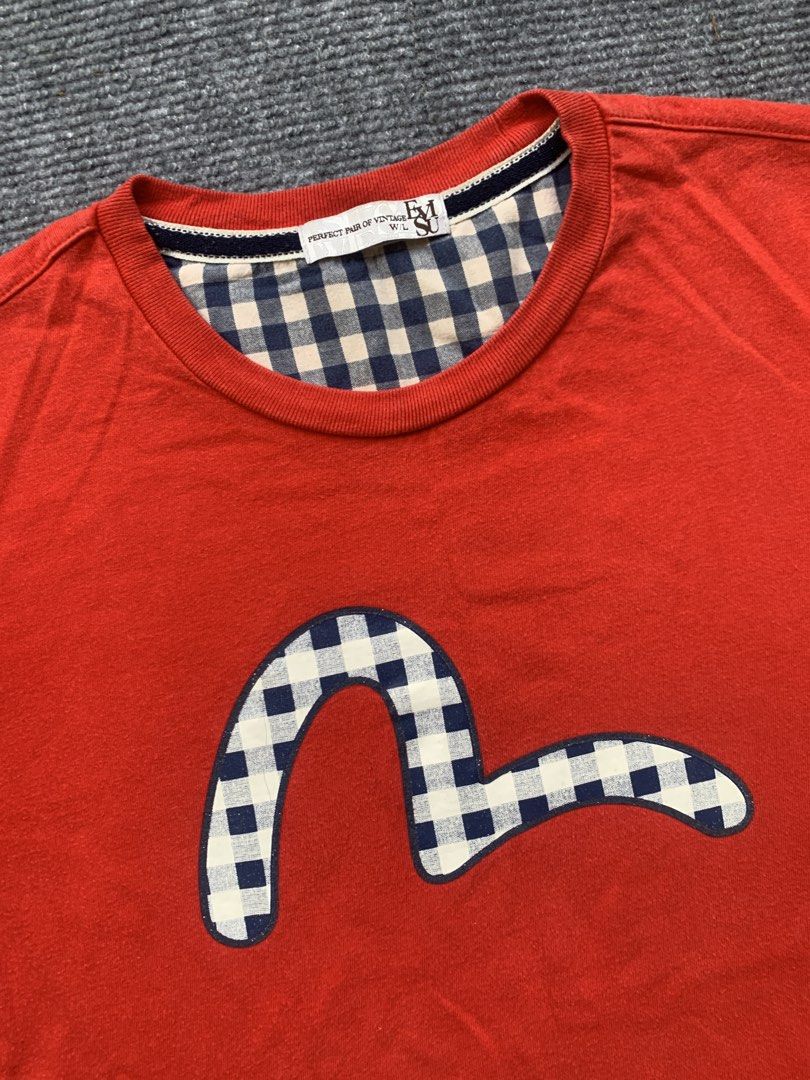 Evisu tee (Category: Shirts) located in Marikina City. Submitted by azaero (Listing ID 1467973548, Image 3). Description: W 17 x L 24 Color rate 9.5/10.