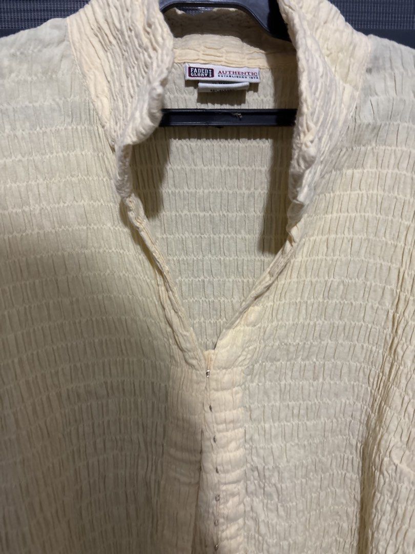 faded glory yellow long sleeves (Category: Longsleeves) located in Manila. Submitted by iyahpreloved_ (Listing ID 1468018466, Image 2). Description: fits m-l :).