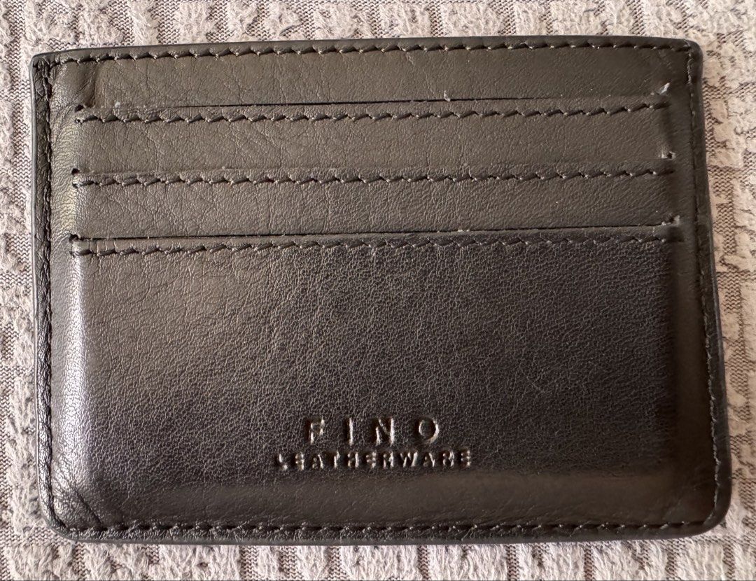 Fino Leather Card Holder Unisex (Category: Wallets & Card holders) located in Mandaluyong City. Submitted by axos723 (Listing ID 1468012698, Image 2). Description: ➡️Please read item description carefully below (click read more 👇) ➡️Personal Preloved ➡️Item is AVAILABLE ➡️1-Day Reservation only ➡️First to pay gets the item ➡️For SURE BUYERS only please. -Price: P350+ SF -Brand: Fino Leatherware -Color: Black -Condition: Lightly Used. There are s