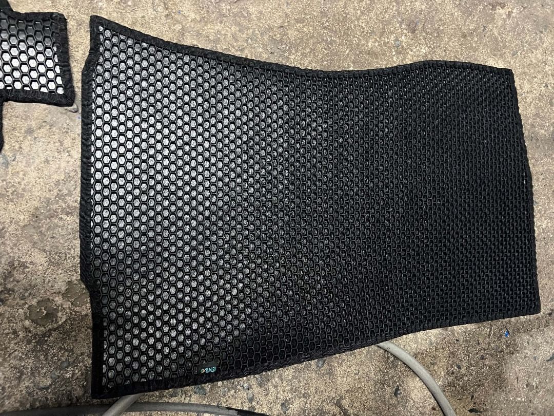 Floor mat (Category: Upholstery, Seatcovers and Other Interior Parts and Accessories) located in Manila. Submitted by kennethpogi090 (Listing ID 1468056562, Image 1). Description: - Brand: ENZO - Color: Black with black lining - Material: High-grade textured rubber with honeycomb trap design - Features: Waterproof, easy to clean, anti-slip backing, durable construction - Condition: Brand new.