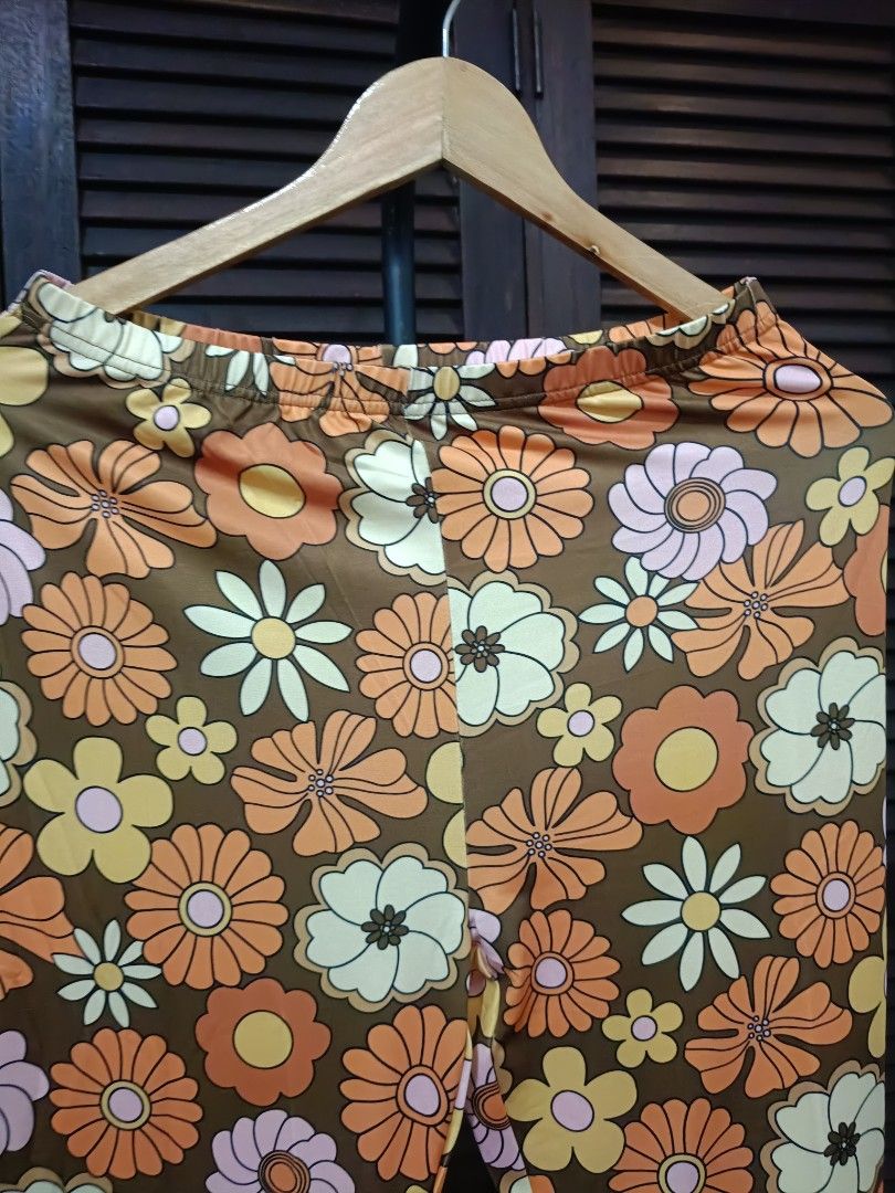 Floral (Category: Other Bottoms) located in Manila. Submitted by byjrb (Listing ID 1468037673, Image 2). Description: 🛍️ Brand-new items from SHEIN, Emery Rose, Zaful & more! Size : fits to size 32 waist ( super stretch) 📦 Shipping: LBC / J&T / Lalamove 💸 MOP: GCash / BPI only DM for inquiries! 💌.