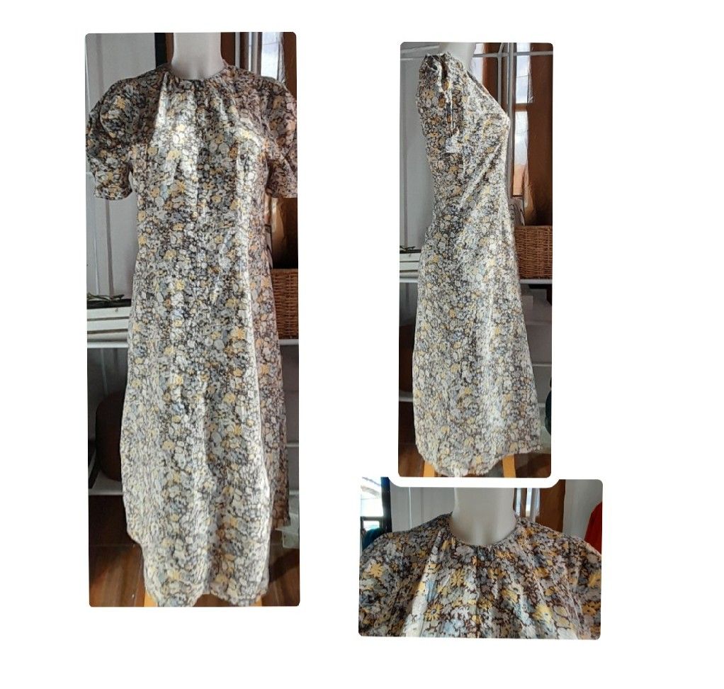 Floral Midi Dress (Category: Dresses) located in Batangas. Submitted by norskieshoppe (Listing ID 1467908714, Image 1). Description: medium-semi- large nakaka- sexy ang fit challis fabric nicer when worn.