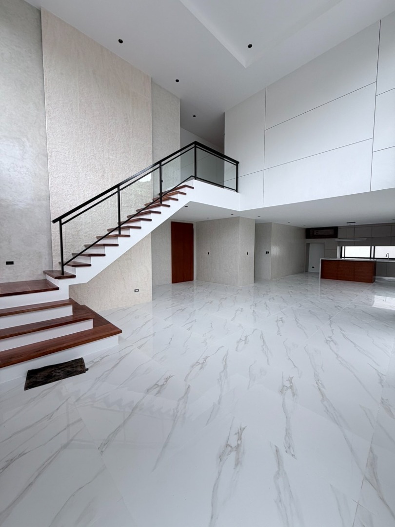 (Category: ) located in . Submitted by luxerealtyph (Listing ID 1467988739, Image 1). Description: .