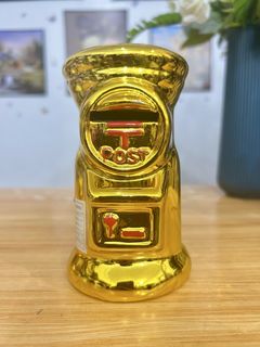 (Category: ) located in . Submitted by gthings.collectibles (Listing ID 1467937635, Image 1). Description: .