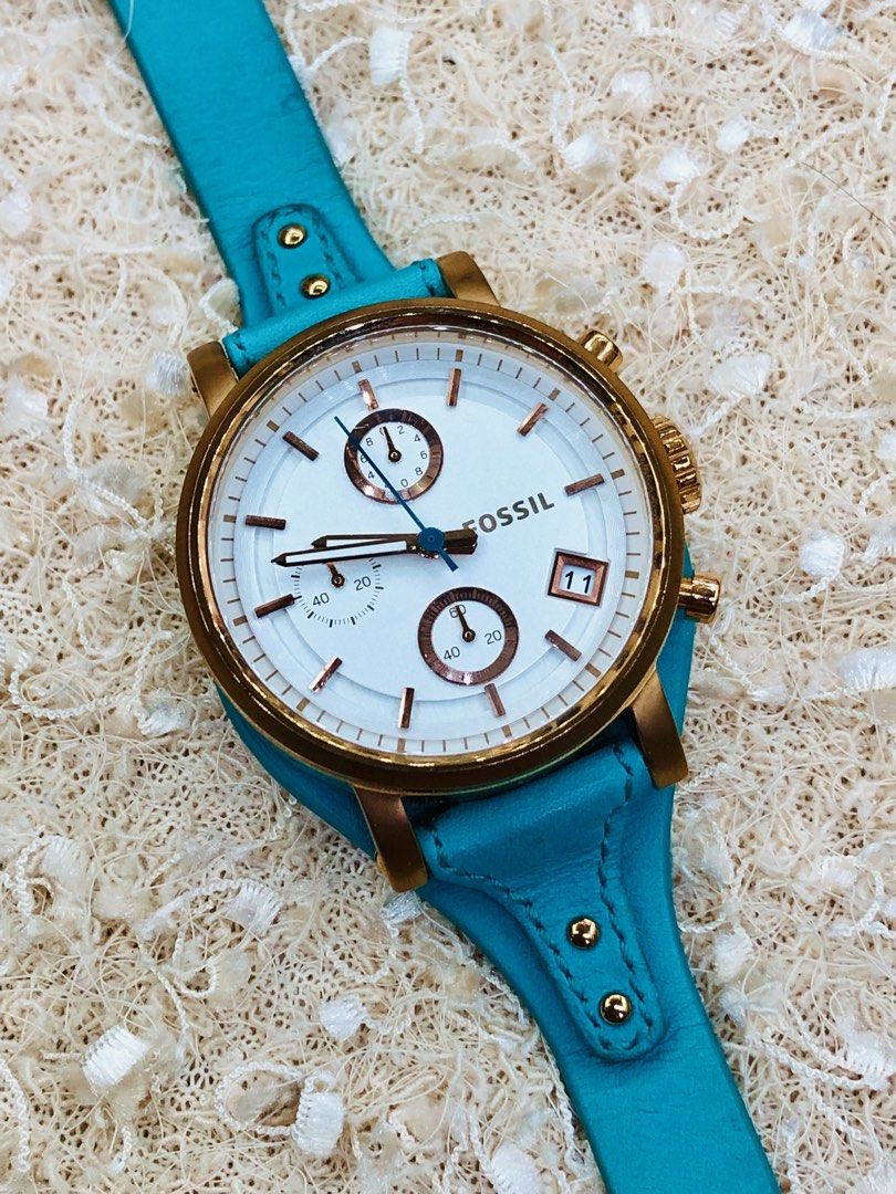 Fossil (Category: Women's Watches) located in Cavite. Submitted by onstuffs_19 (Listing ID 1468020658, Image 3). Description: .