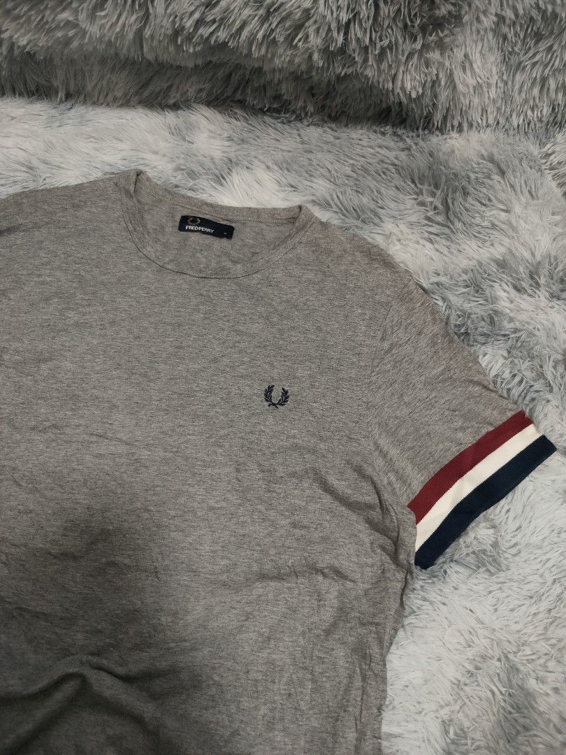 Fred Perry Shirt (Category: Tshirts & Polo Shirts ) located in Midsayap. Submitted by rogeandrei29987 (Listing ID 1468037862, Image 1). Description: 📌Fred Perry •M on tag •19.5x28 •10/10 cr •No issue/As New MOP: Gcash Courier✈️: Flash Express Unli vouch/Vc with item Loc: Parang, Maguindanao❤️.