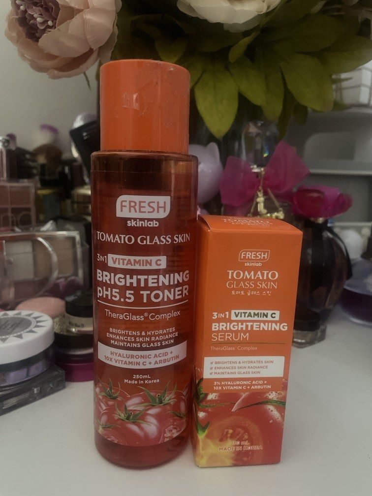 Fresh skinlab Tomato Glss Skin Set (Category: Face Care) located in Bacolor. Submitted by louiviellefinds (Listing ID 1467873631, Image 1). Description: The serum is brandnew while the toner I used it for a few times lang .