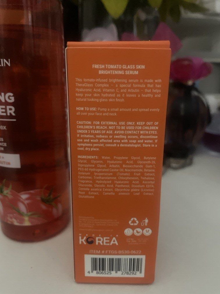 Fresh skinlab Tomato Glss Skin Set (Category: Face Care) located in Bacolor. Submitted by louiviellefinds (Listing ID 1467873631, Image 2). Description: The serum is brandnew while the toner I used it for a few times lang .