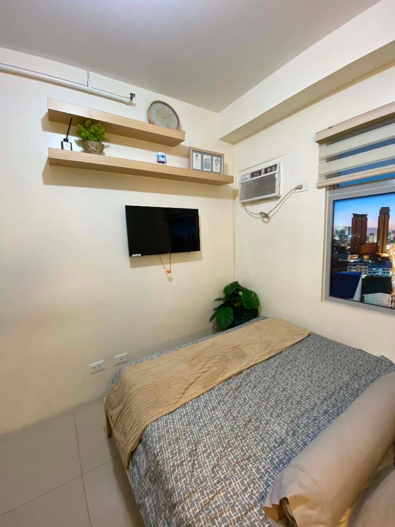 Fully Furnished Studio Condo Unit (Category: Apartments & Condos) located in Manila. Submitted by claire_08 (Listing ID 1467995272, Image 3). Description: 🏢 URBAN DECA TOWERS – CUBAO, QUEZON CITY ✅ NO DOWNPAYMENT! 🔑 ₱5K CASHOUT TO MOVE IN! 📌 Available Units: 🏠 Studio – ₱9K+/month 🏠 1BR Unit – ₱20K+/month 🐾 Pet-Friendly Community 🔑 Lifetime Ownership 🚆 Walking Distance to MRT Station 📩 Message me for details and viewing schedule! Claire C