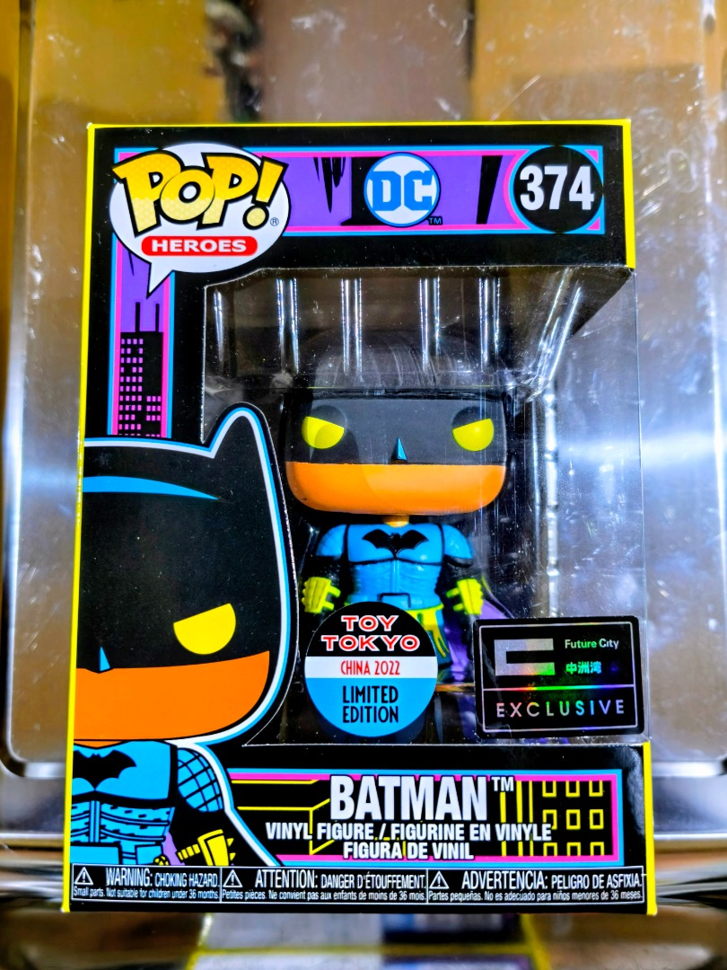 Funko Pop! Batman Limited Edition Fluorescent Black Collectible Vinyl ...