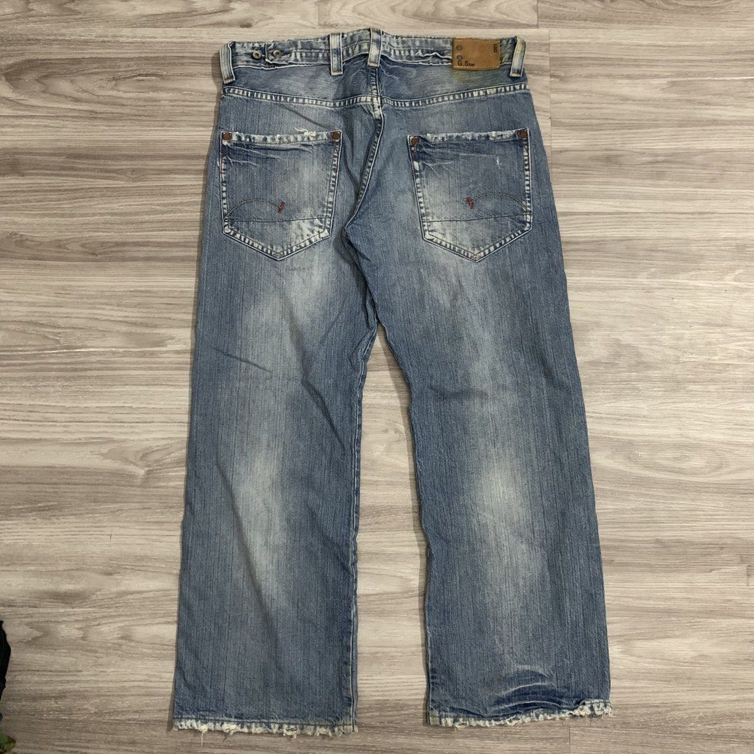 G star raw denim (Category: Jeans) located in Cavite. Submitted by yobubsss (Listing ID 1468052144, Image 1). Description: Size XxL 36w 41L 10leg op Good condition Issue Tattered hem yellow stain .