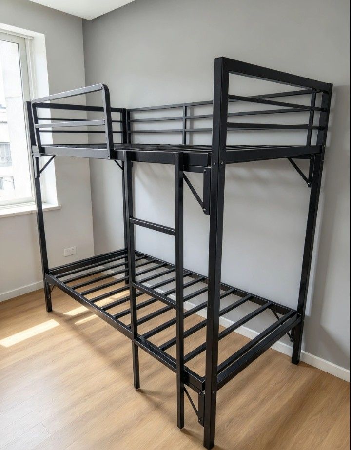 GALVANIZED STEEL 36*36*75📌 (Category: Bed Frames & Mattresses) located in Manila. Submitted by carriemorl14080 (Listing ID 1467975711, Image 3). Description: LIMITED STOCK PAUNAHAN NLANG😊😊.