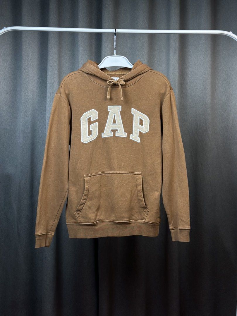 GAP Choco brown Color Hoodie Jacket (Category: Coats, Jackets and Outerwear) located in Batangas. Submitted by geejay2ph (Listing ID 1467932687, Image 1). Description: ʙʀᴀɴᴅ: Y2k G A P Choco brown Hoodie sɪᴢᴇ: XS on Tag ; Neck to Bottom Length (25) in. Pit-Pit Width (20) in. Shoulder-Cuffs (22.5) in. ᴄᴏɴᴅɪᴛɪᴏɴs: Pristine Condition Like New ✨.