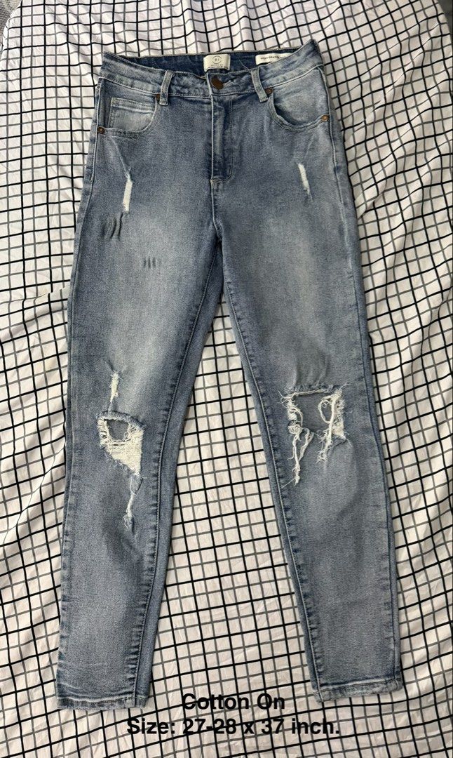 Gap high-rise denim pants (Category: Jeans) located in Quezon City. Submitted by pinkystrends.co (Listing ID 1467902411, Image 1). Description: .