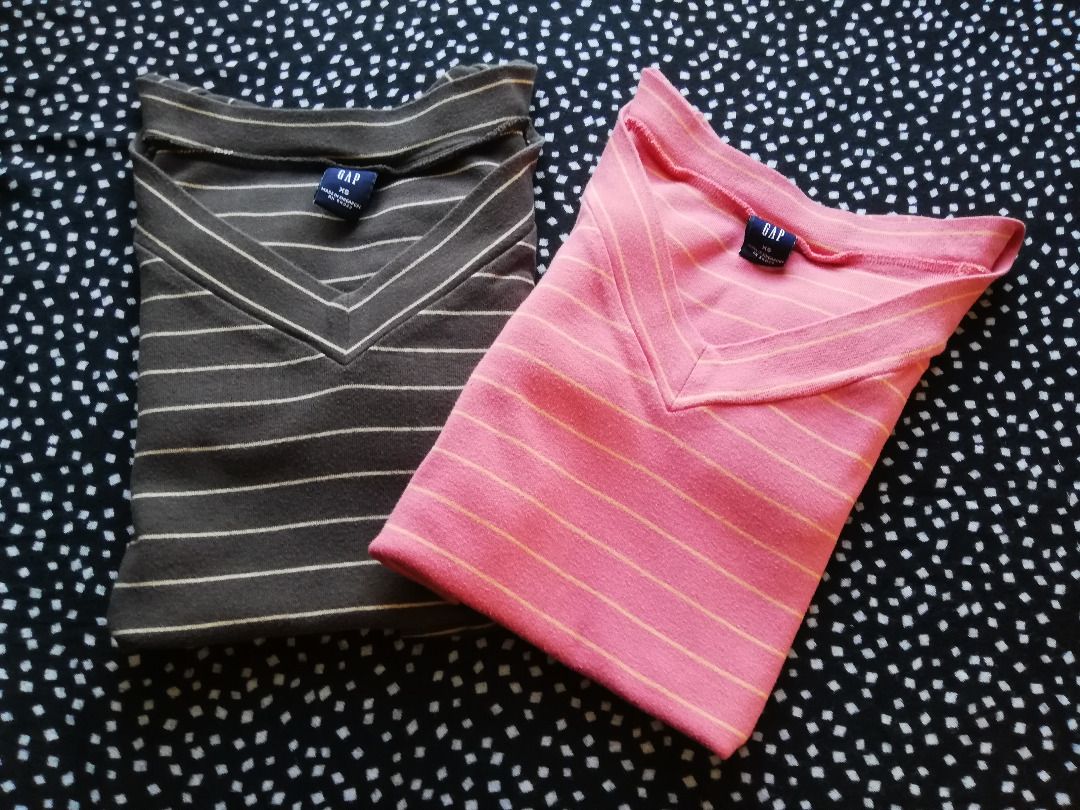 Gap V-Neck Striped T-Shirts Bundle (Category: Shirts) located in Makati City. Submitted by bananafishph (Listing ID 1468050950, Image 1). Description: - Brand: Gap - Bundle of 2 V-neck top for P450 +SF (shouldered by buyer) - Colors: Brown and salmon - Size: XS - Sleeves: 3/4 sleeve - Material: Cotton - Personally owned by seller and not from ukay. __________________________________________________ MOP: BPI & Gcash/ No COD.
