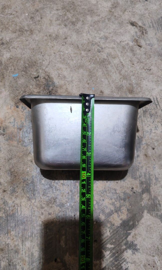 Gastronorm pan 11 pcs (Category: Food Organization & Storage) located in Quezon City. Submitted by plantcorner (Listing ID 1467936004, Image 3). Description: 60 each 11 pcs Legacy brand.