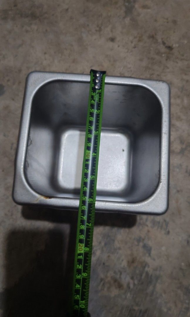 Gastronorm pan 8 pcs (Category: Community) located in Quezon City. Submitted by plantcorner (Listing ID 1467936199, Image 1). Description: 75 isa Legacy brand.