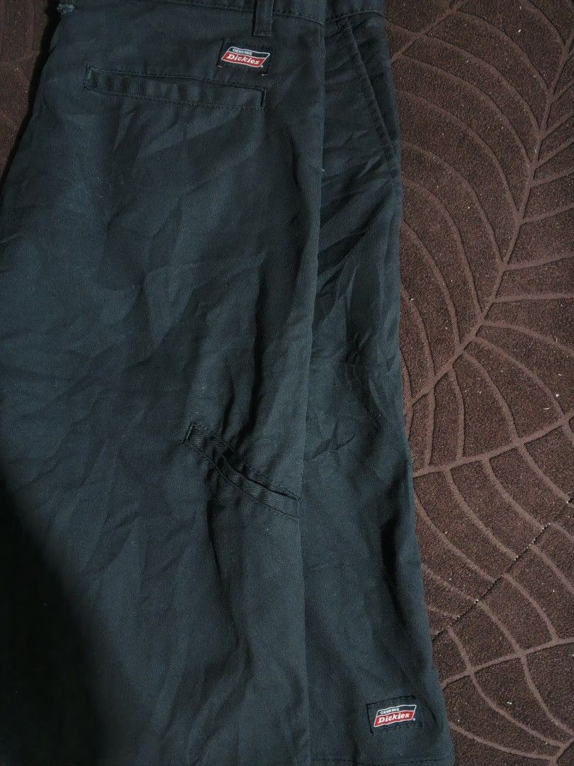 Genuine Dickies Black Work Shorts Size 34 (Category: Shorts) located in Manila. Submitted by thriftthings824 (Listing ID 1467980909, Image 2). Description: waist 34 length 23 hem 12 10/10 color rate no issue.
