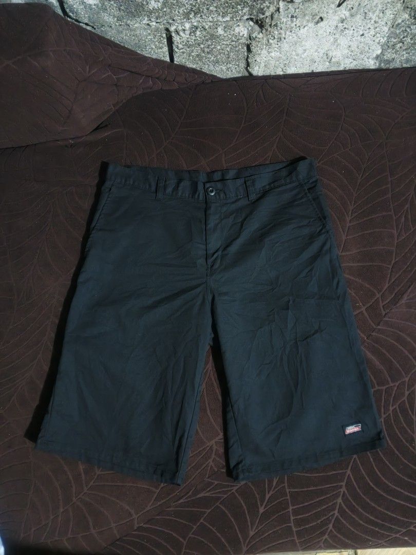 Genuine Dickies Black Work Shorts Size 34 (Category: Shorts) located in Manila. Submitted by thriftthings824 (Listing ID 1467980909, Image 3). Description: waist 34 length 23 hem 12 10/10 color rate no issue.
