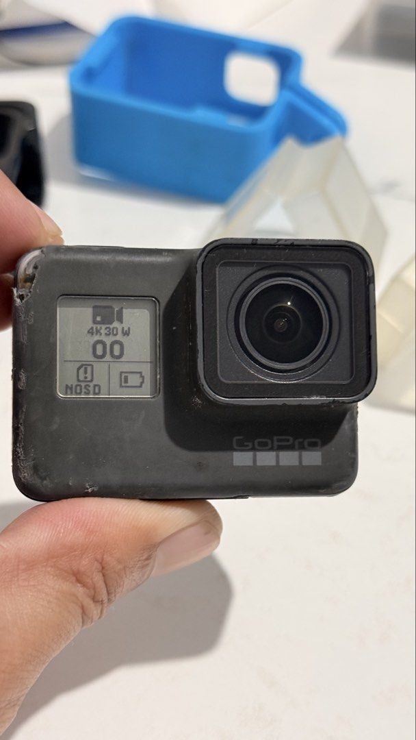 Go Pro Hero 5 Black (Category: Video Cameras) located in Manila. Submitted by ionsslavin84 (Listing ID 1467972535, Image 2). Description: For Sale Go Pro Hero 5 Black issue: casing has been damaged. due to sharp edges of vertical case mount. all features are working fine. location: tondo manila price: Php3,000 includes: 2 replacement battery, charger, alloy horizontal case mount & vertical case mount. no cable charger..
