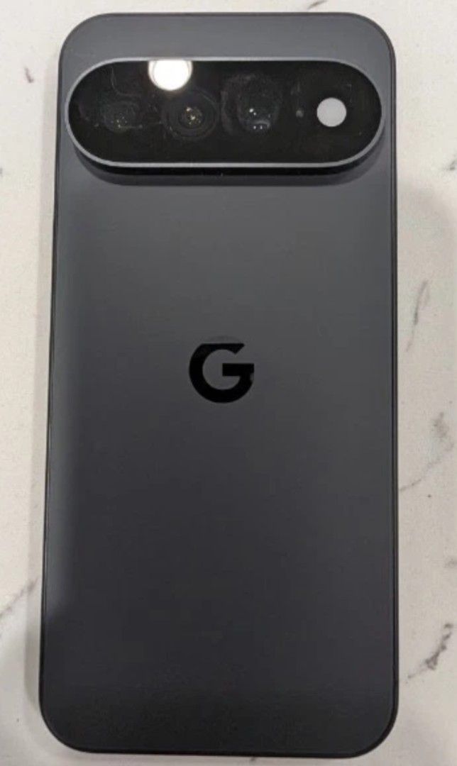 Google Pixel 11 Pro XL (Category: Google Pixel) located in Taguig. Submitted by sneakergalleryph (Listing ID 1467942858, Image 2). Description: Factory Unlocked US variant Dual eSim No box 256gb Obsidian (matte) No issues.
