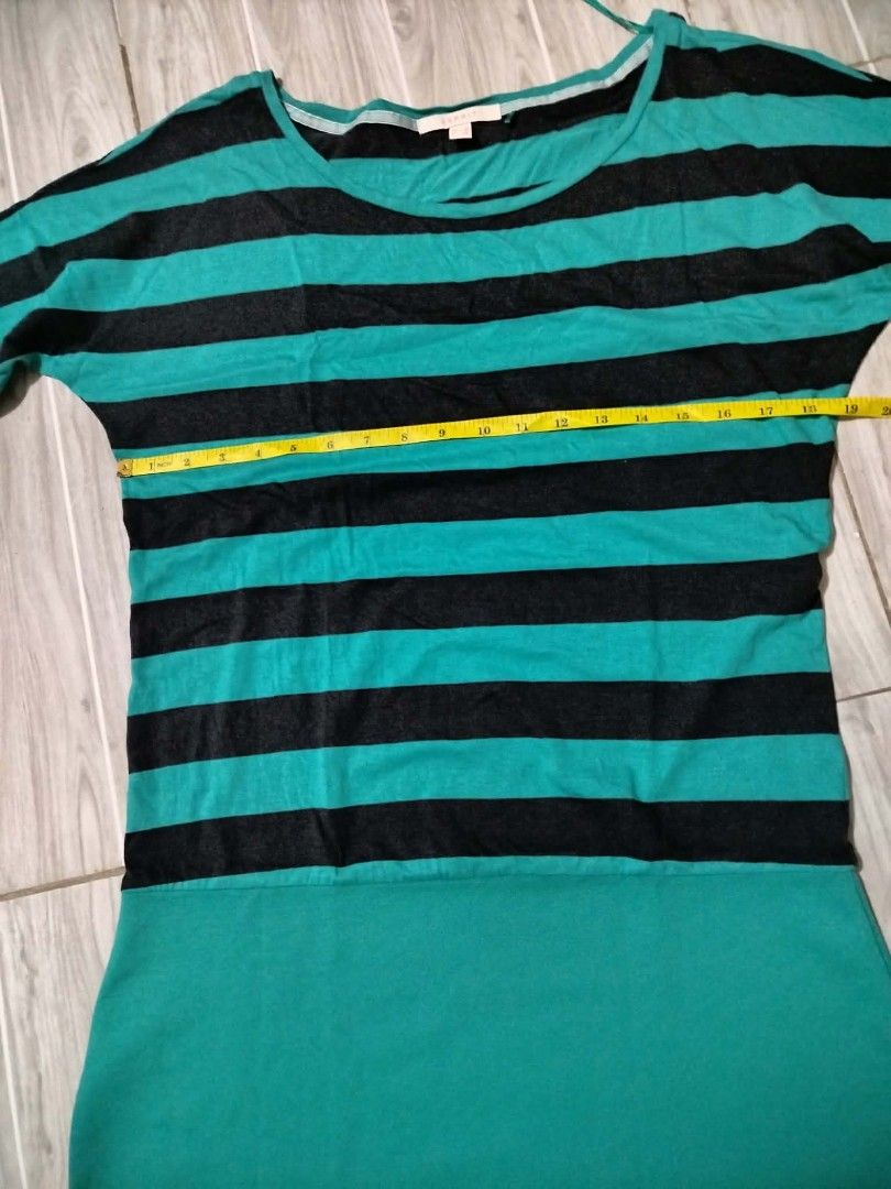 Green / Black Striped Dress (Category: Dresses) located in Caloocan City. Submitted by appleblossoms07 (Listing ID 1467953712, Image 3). Description: Brand : SPRIT Tchi 0002.