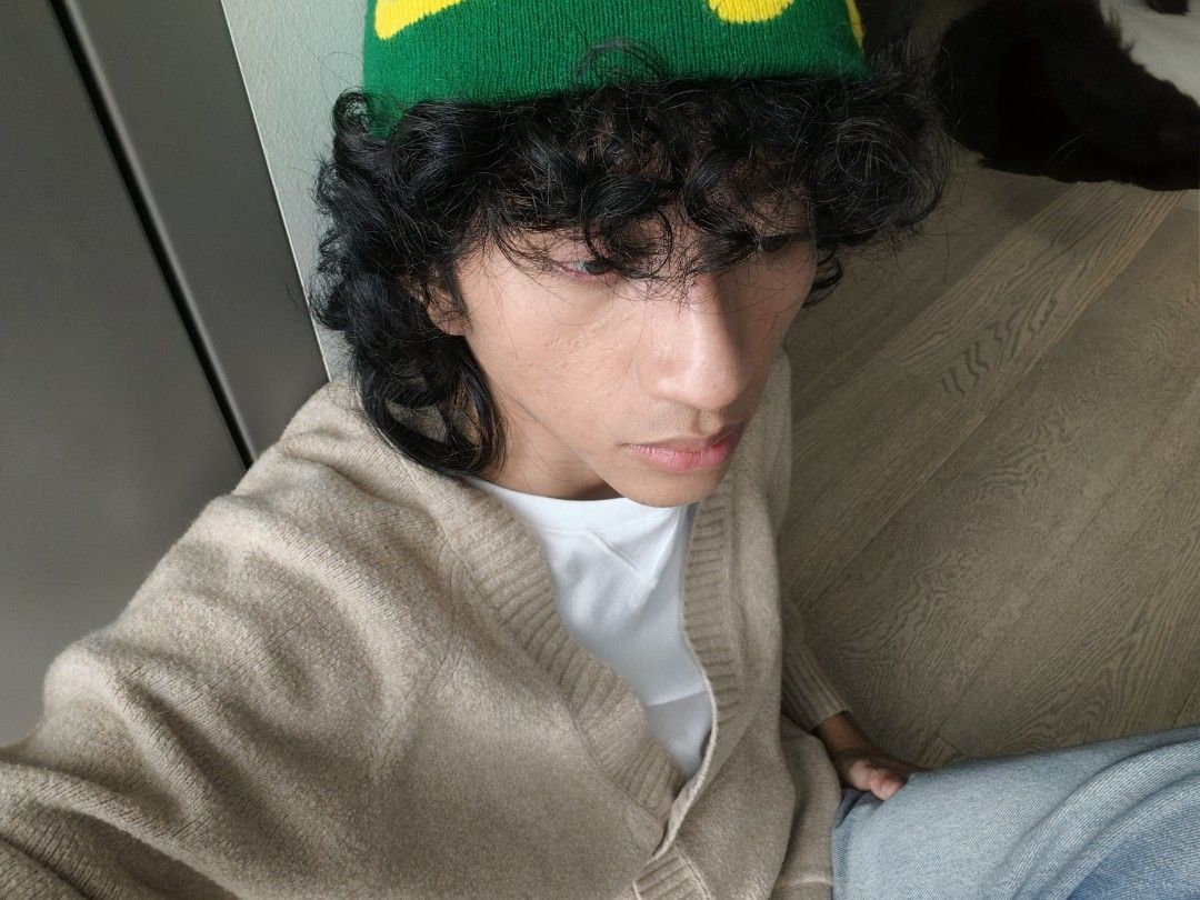 Green Yellow Star SC Beanie (Category: Caps & Hats) located in Paranaque City. Submitted by vichhichi_ocean (Listing ID 1467880224, Image 3). Description: - Color: Green with yellow star - Material: Thick, warm knitted fabric - Fit: Standard fit, comfortable and cozy - Style: Statement street style piece - Condition: Like new.