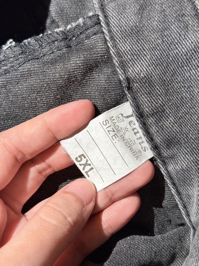 Grey Denim Skort Size 5XL (Category: Shorts) located in San Miguel. Submitted by matchalatte23_ (Listing ID 1467990120, Image 3). Description: .