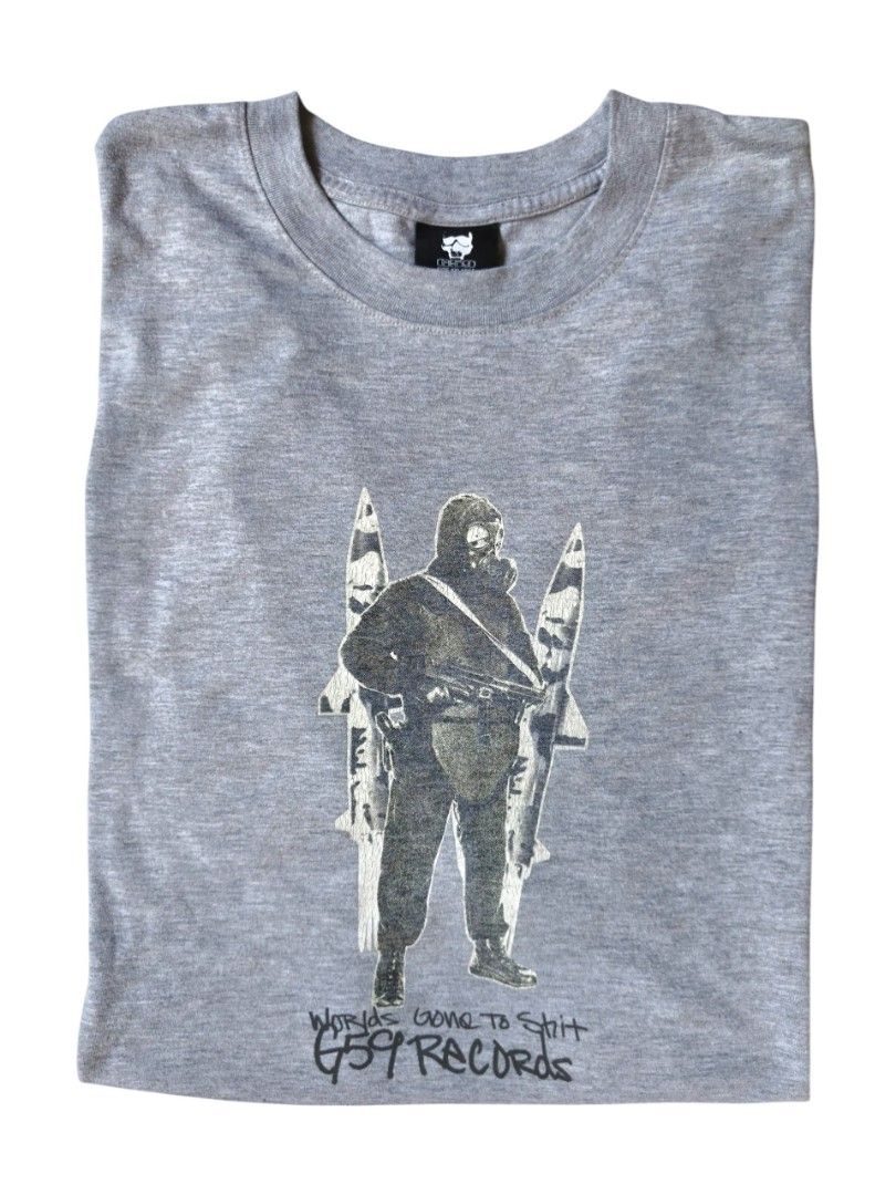 Grey five nine graphic tee (Category: Tshirts & Polo Shirts ) located in Tarlac. Submitted by thrifty_scavenger (Listing ID 1467871784, Image 1). Description: XXL on tag (29x23-23.5) issue: hairline cracks on print, minimal lints and light stain (lower part near hem) not your usual g59 merch. iykyk🔥.