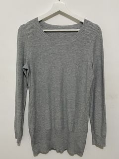 (Category: ) located in . Submitted by saksthriftavenue (Listing ID 1467945182, Image 1). Description: .