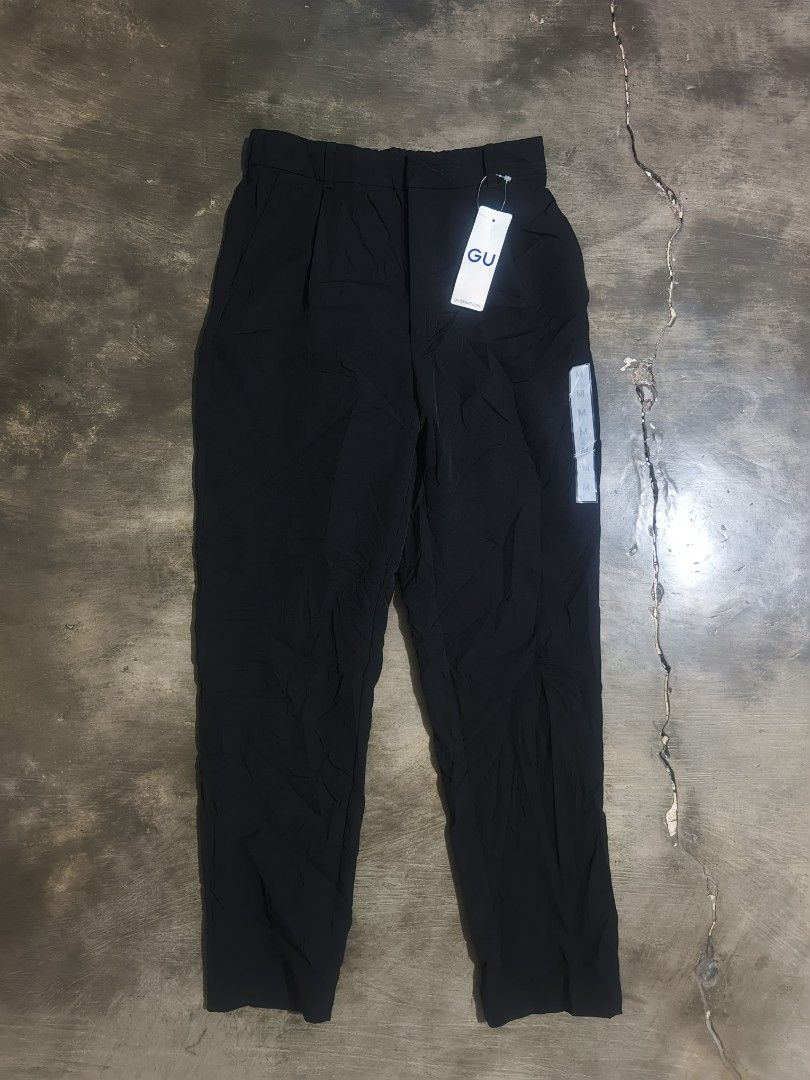 GU Black Trousers Size M (Category: Trousers) located in Koronadal. Submitted by zxckeeeny_ (Listing ID 1467993198, Image 1). Description: GU slacks ‎W:25 - stretch to 28 ‎L: 36 ‎Leg Opening: 6 ‎brand new with hangtag ‎no issue ‎10/10 ‎excellent.
