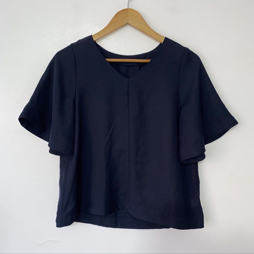 GU BY UNIQLO drape top (Category: Blouses) located in San Jose del Monte. Submitted by mamiracky (Listing ID 1467921920, Image 2). Description: .