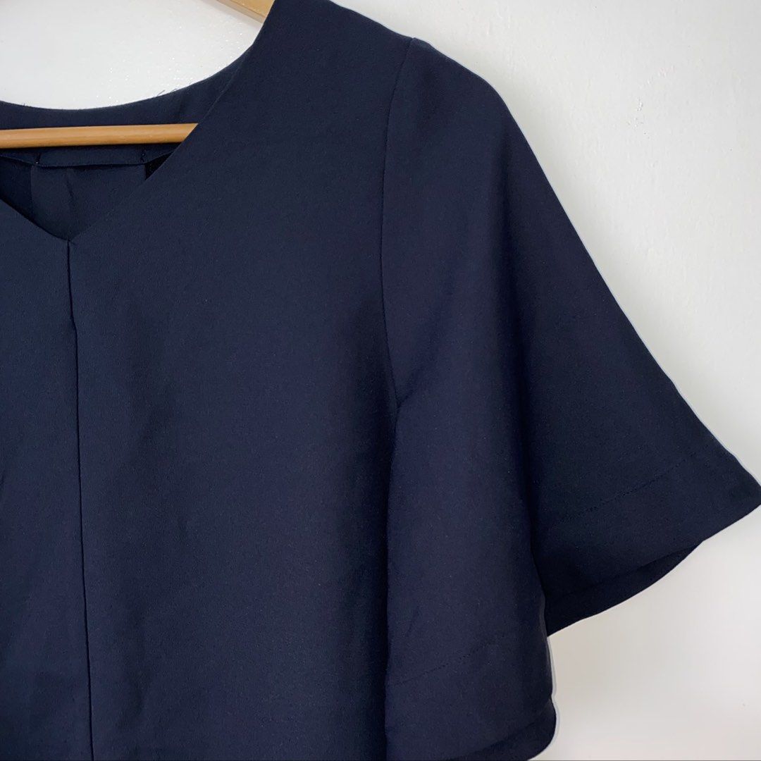 GU BY UNIQLO drape top (Category: Blouses) located in San Jose del Monte. Submitted by mamiracky (Listing ID 1467921920, Image 3). Description: .